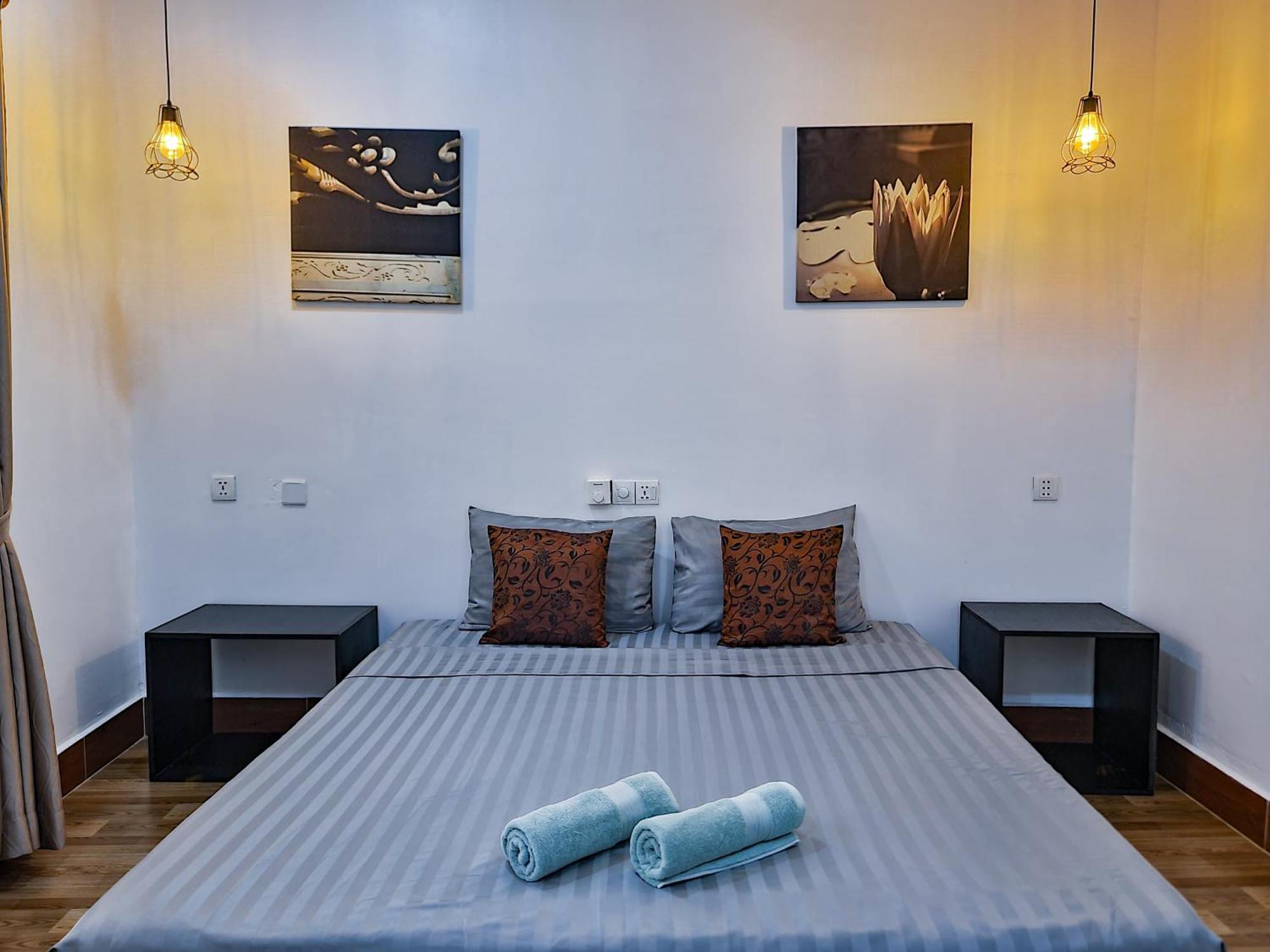 Albergue Bed & Bedzzz Ciudad de Siem Riep Exterior foto