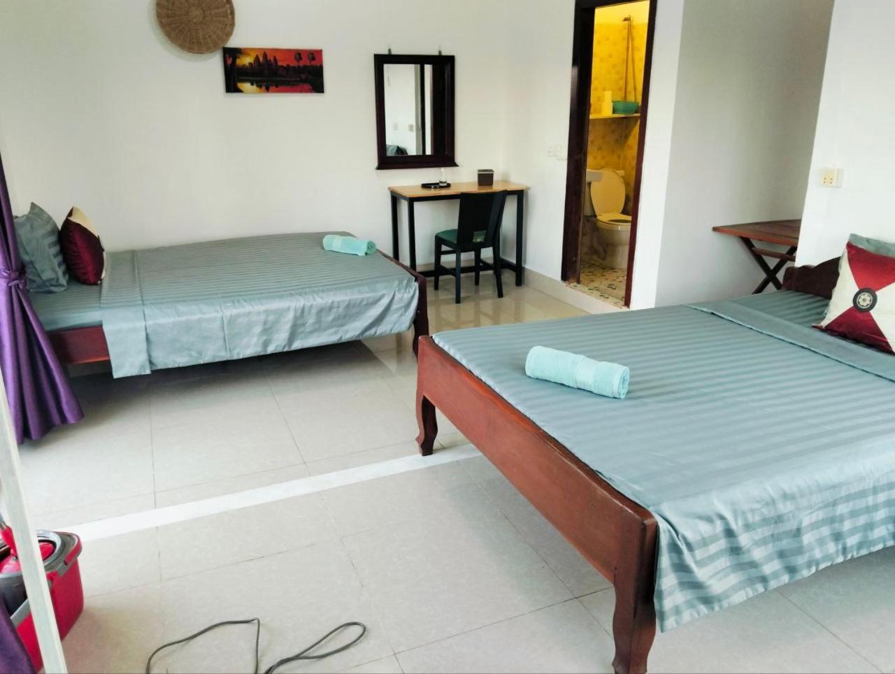 Albergue Bed & Bedzzz Ciudad de Siem Riep Exterior foto