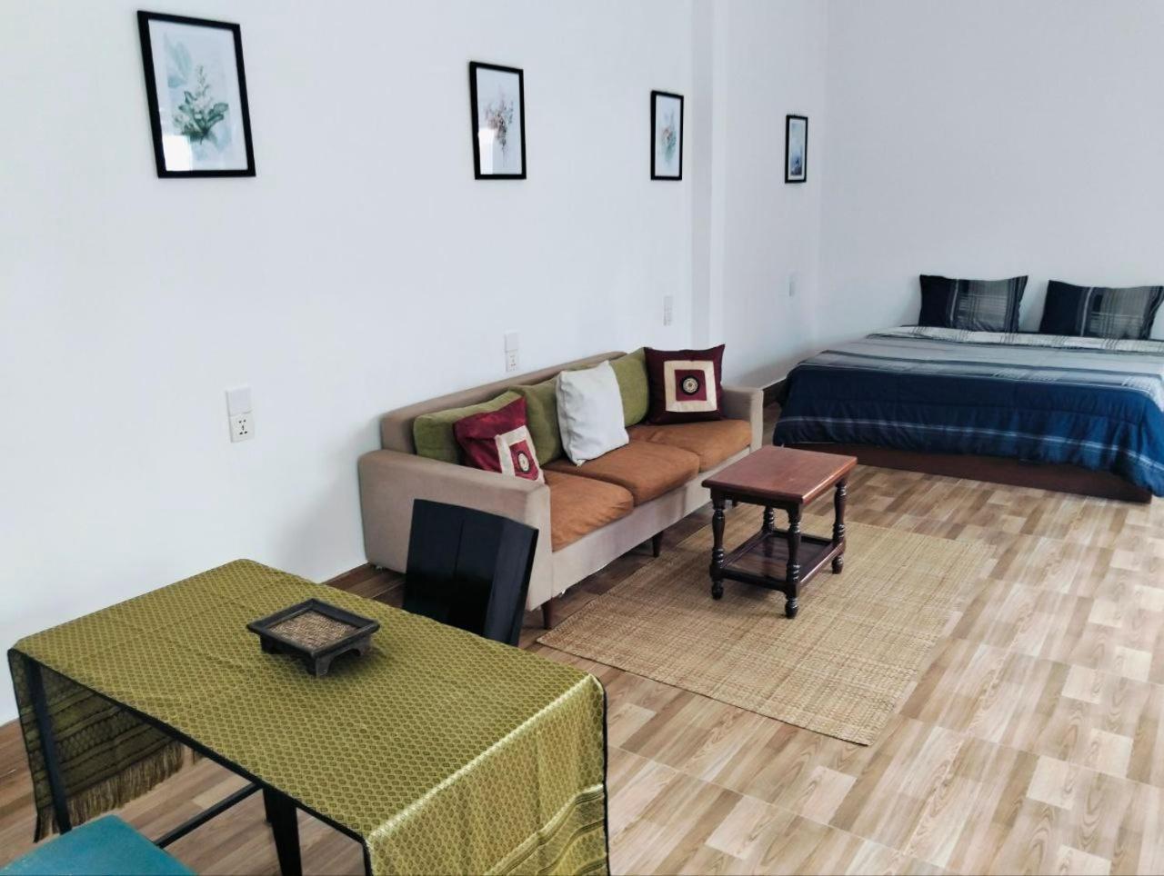 Albergue Bed & Bedzzz Ciudad de Siem Riep Exterior foto